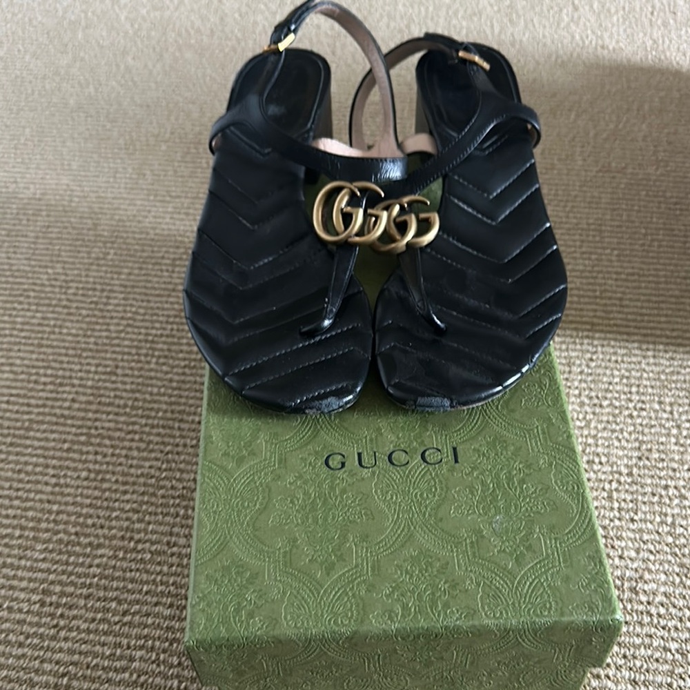 Gucci Black Sandals with Gold Logo